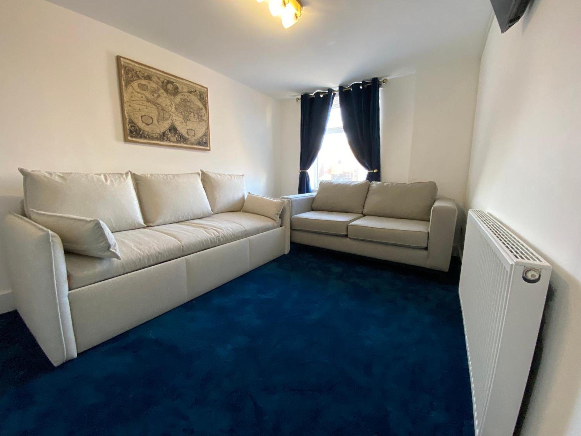 Aquarius Apartment - Sea View - Sleeps Seven بلاكبول المظهر الخارجي الصورة